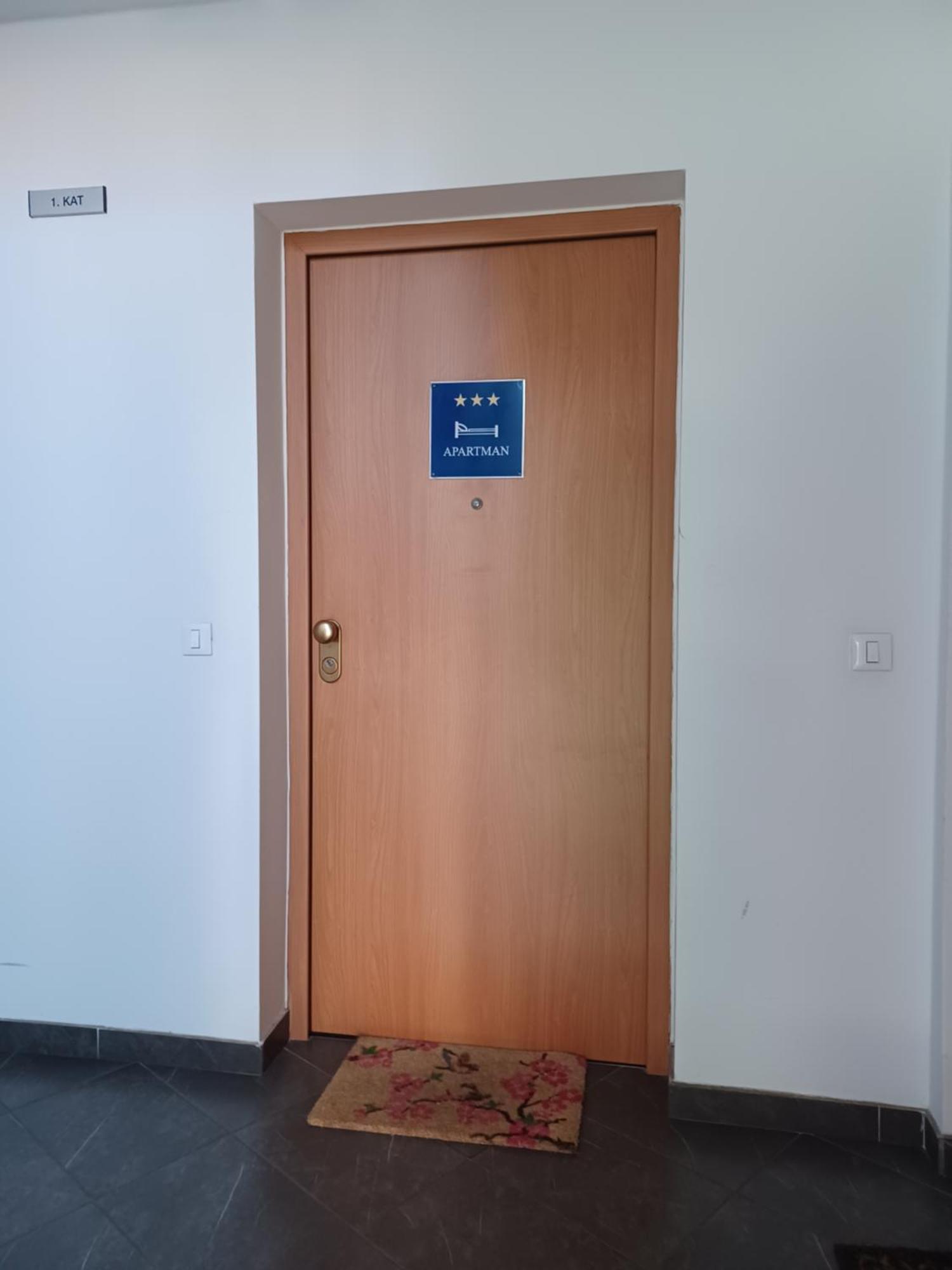 Well-Equipped Apartment With Free Parking Záhřeb Exteriér fotografie